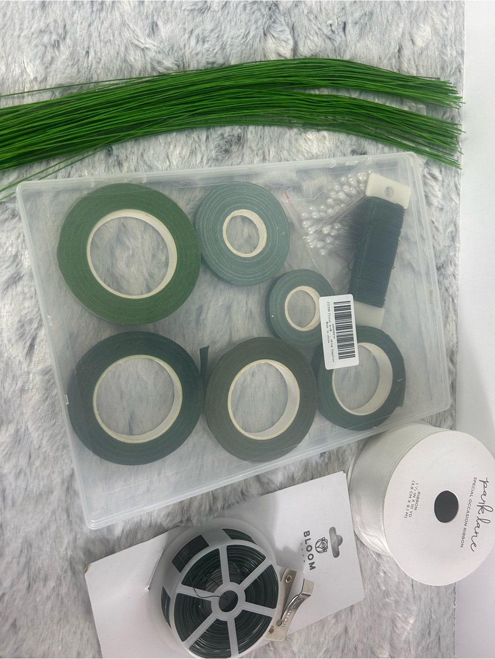 bloom Green Floral Tape and Stem Supplies Set - Picture 3 of 6